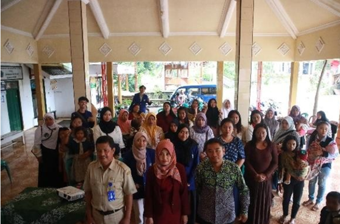 Pengabdian Masyarakat Tim KKN UM di Ujung Malang Raya, Desa Pait, Kec. Kasembon, Kab. Malang : Sosialisasi serta AKSI